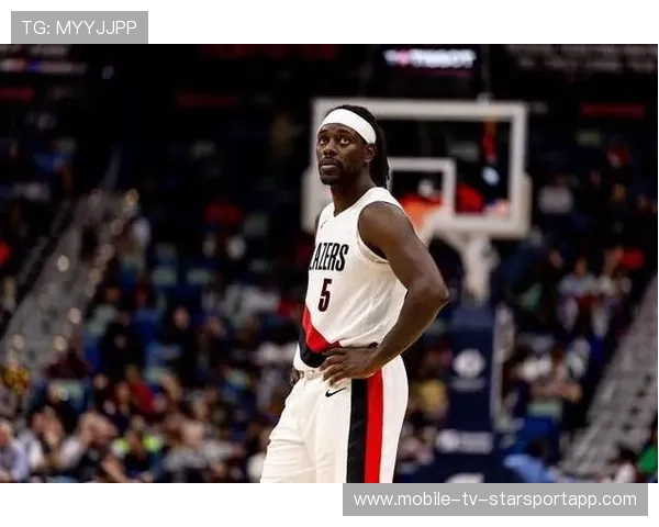 朱-霍勒迪提升开拓者，雄鹿曾深谙其价值，朱霍勒迪上脚球鞋